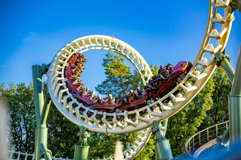 Attracties: De snelste achtbanen in de Efteling